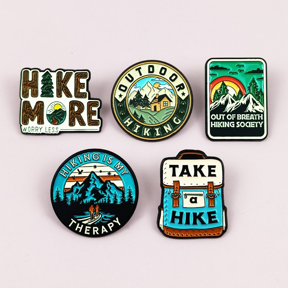 Vintage Outdoor Hiking Brooch  - огляд і ціна Outdoor Adventures Clothing
