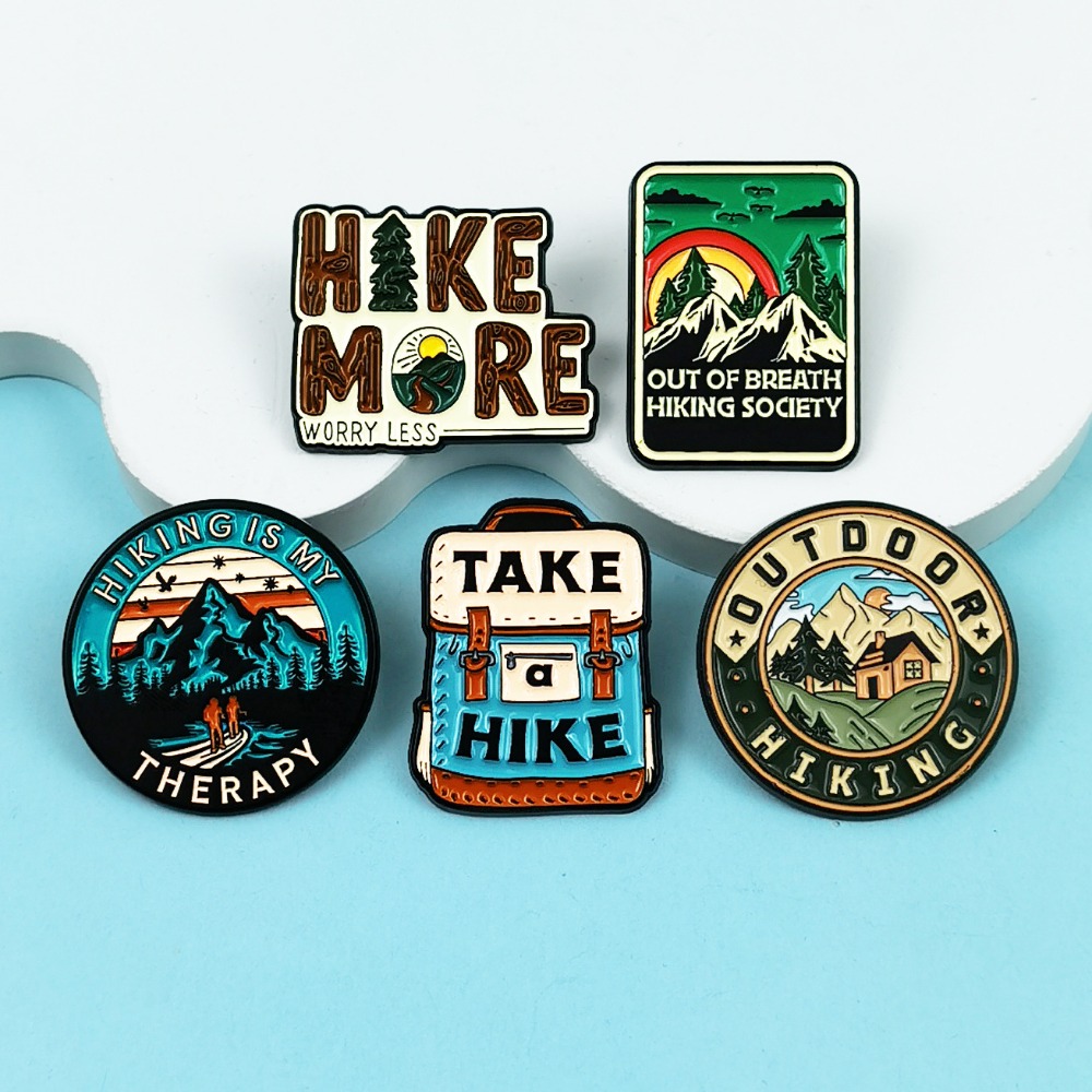 Vintage Outdoor Hiking Brooch  - огляд і ціна Outdoor Adventures Clothing