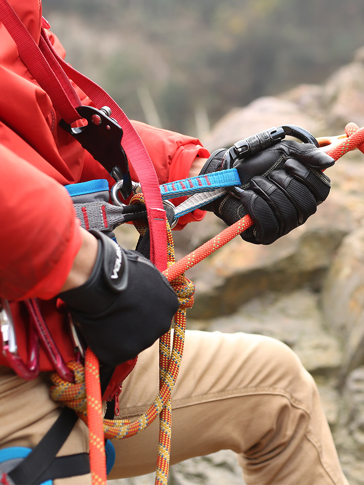 Outdoor Gloves Downhill Troops - огляд і ціна Outdoor Adventure Training